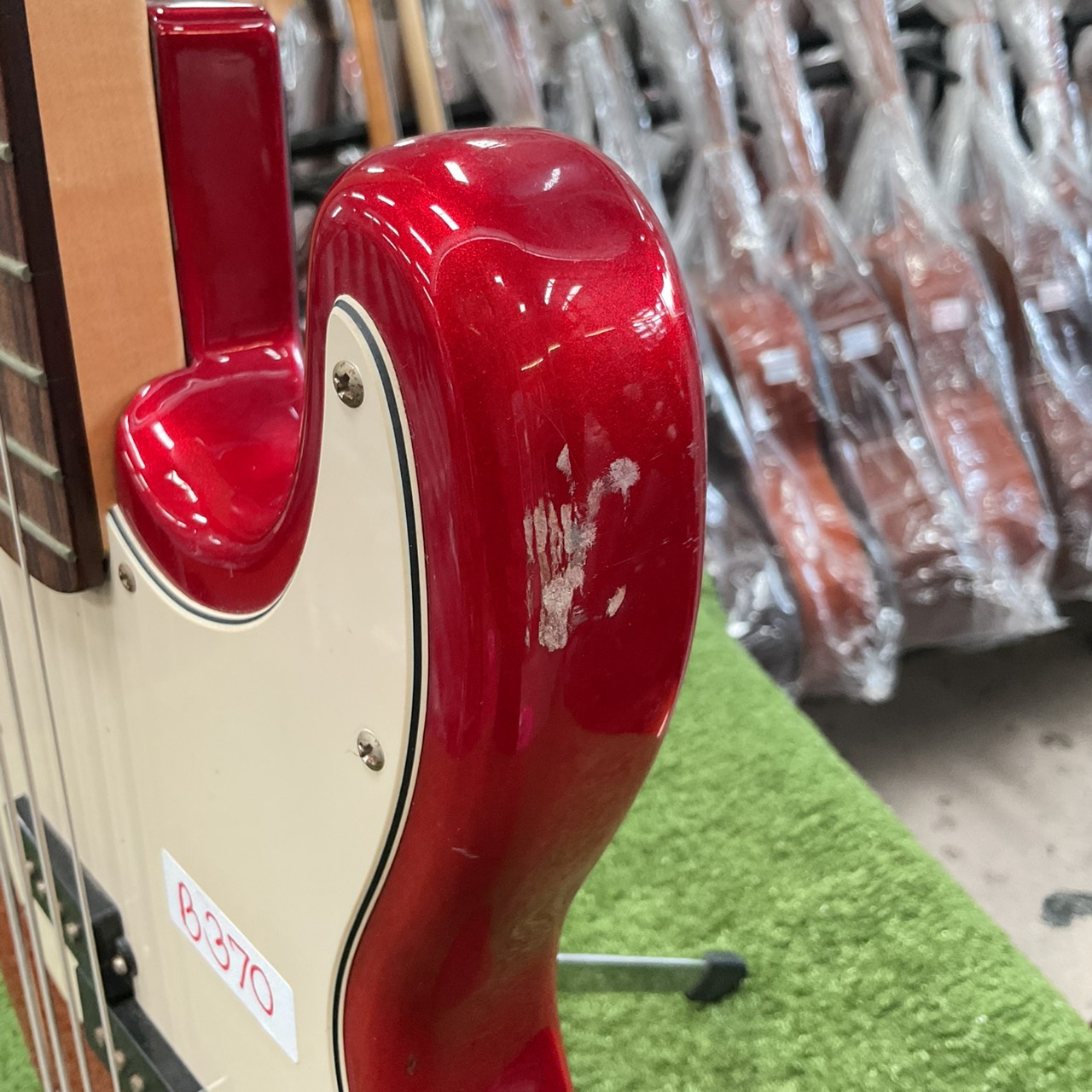 กีต้าร์เบส SELDER