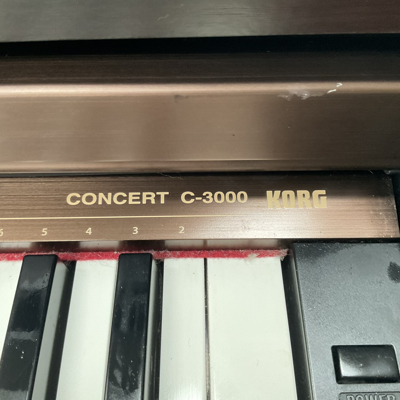 เปียโน KORG : C-3000
