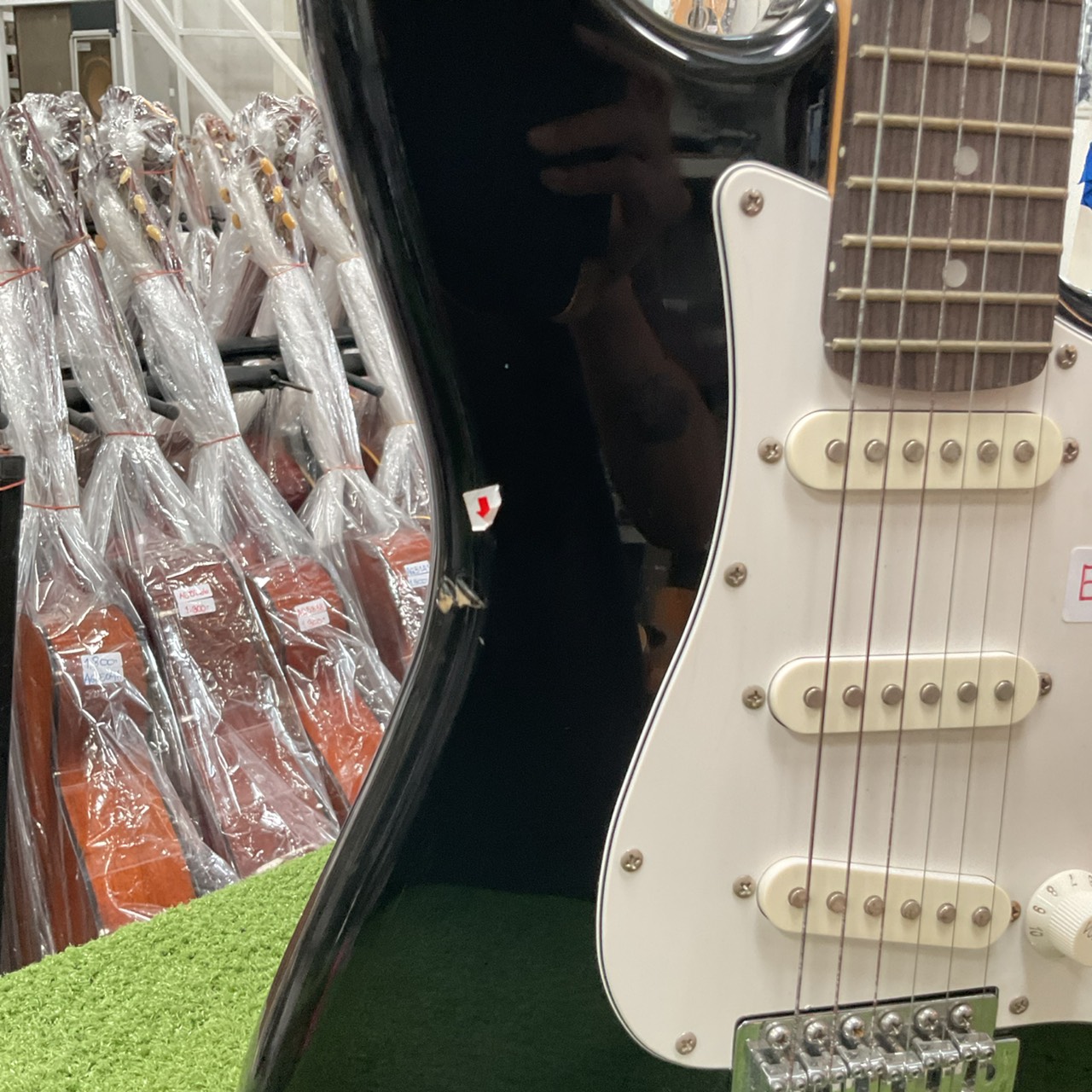 กีต้าร์ไฟฟ้า SELDER