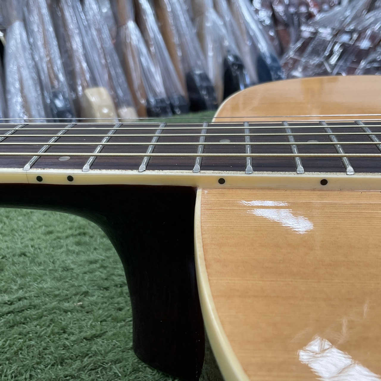 กีต้าร์โปร่ง Legend : WG-15N