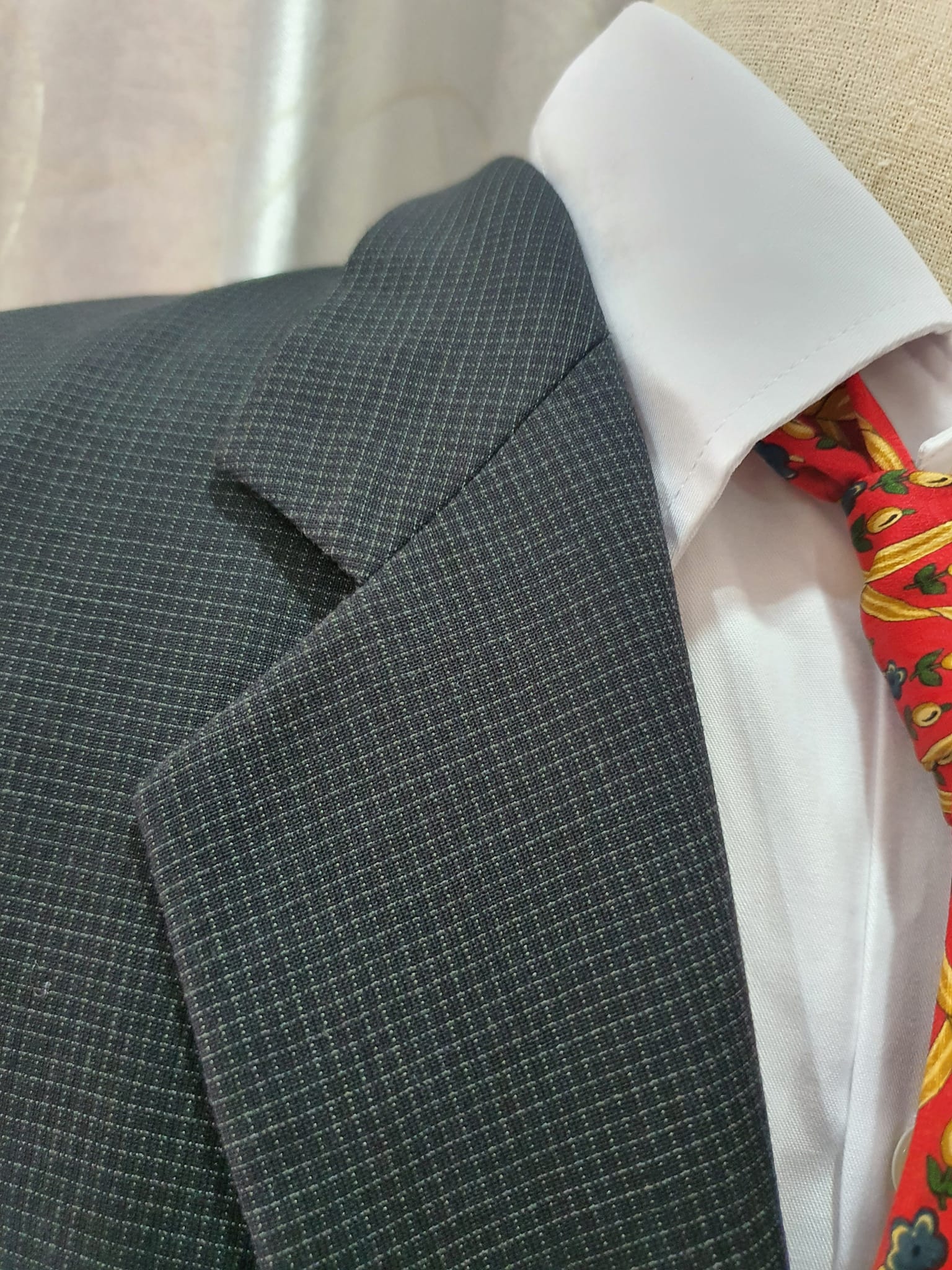 Suit0015 เสื้อสูท นำเข้า มือสอง สีดำลายตาราง STUDIO UOMO อก 40 นิ้ว