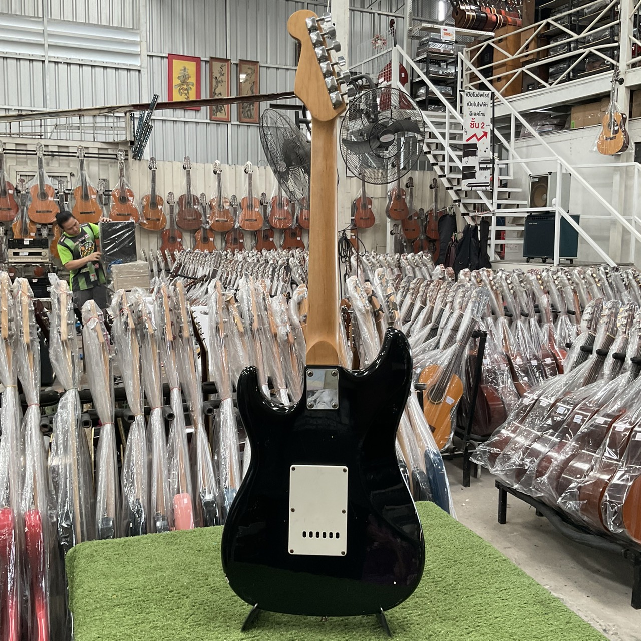 กีต้าร์ไฟฟ้า No Brand