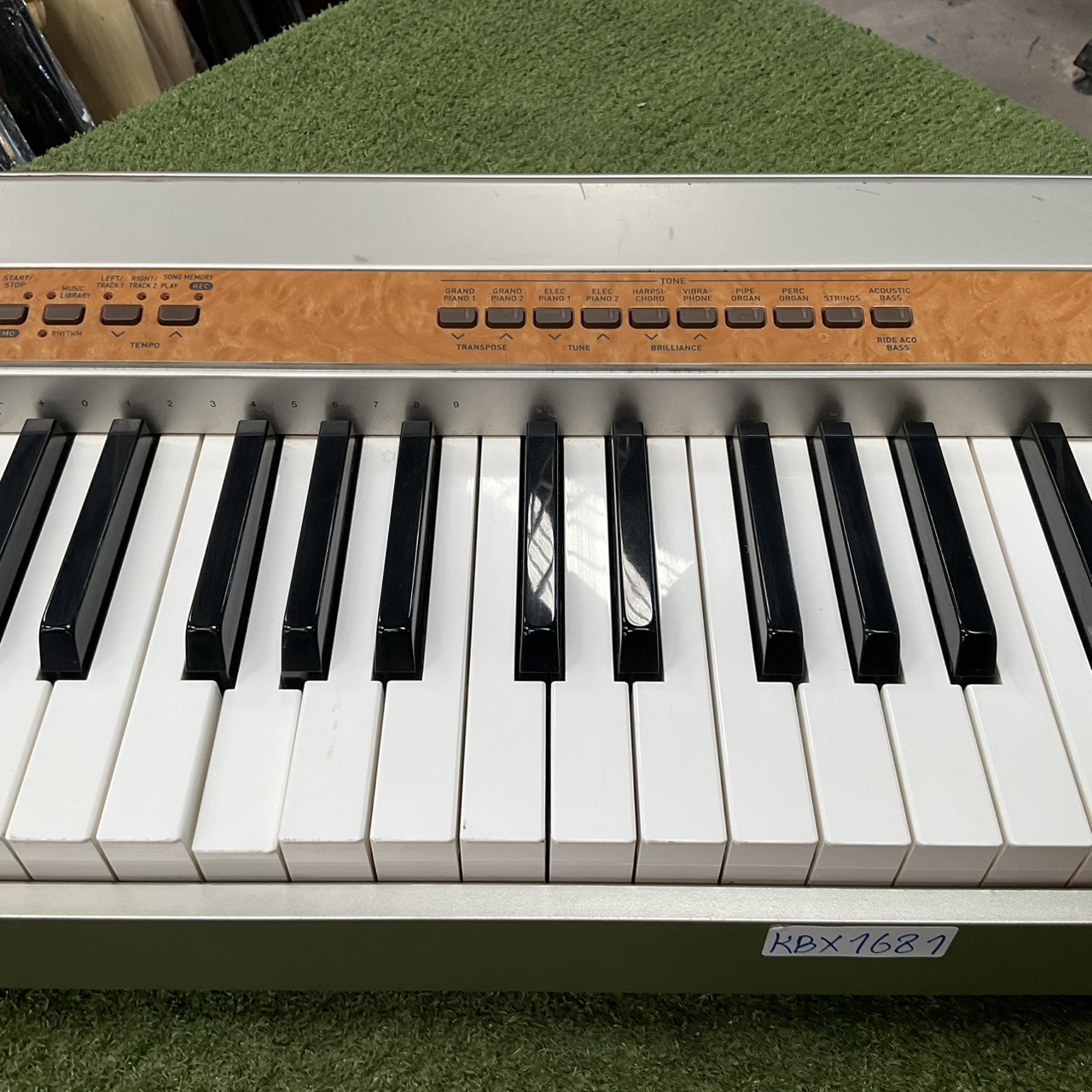 เปียโน CASIO : PX-110 สินค้าไม่พร้อมใช้งาน (ต้องซ่อม)