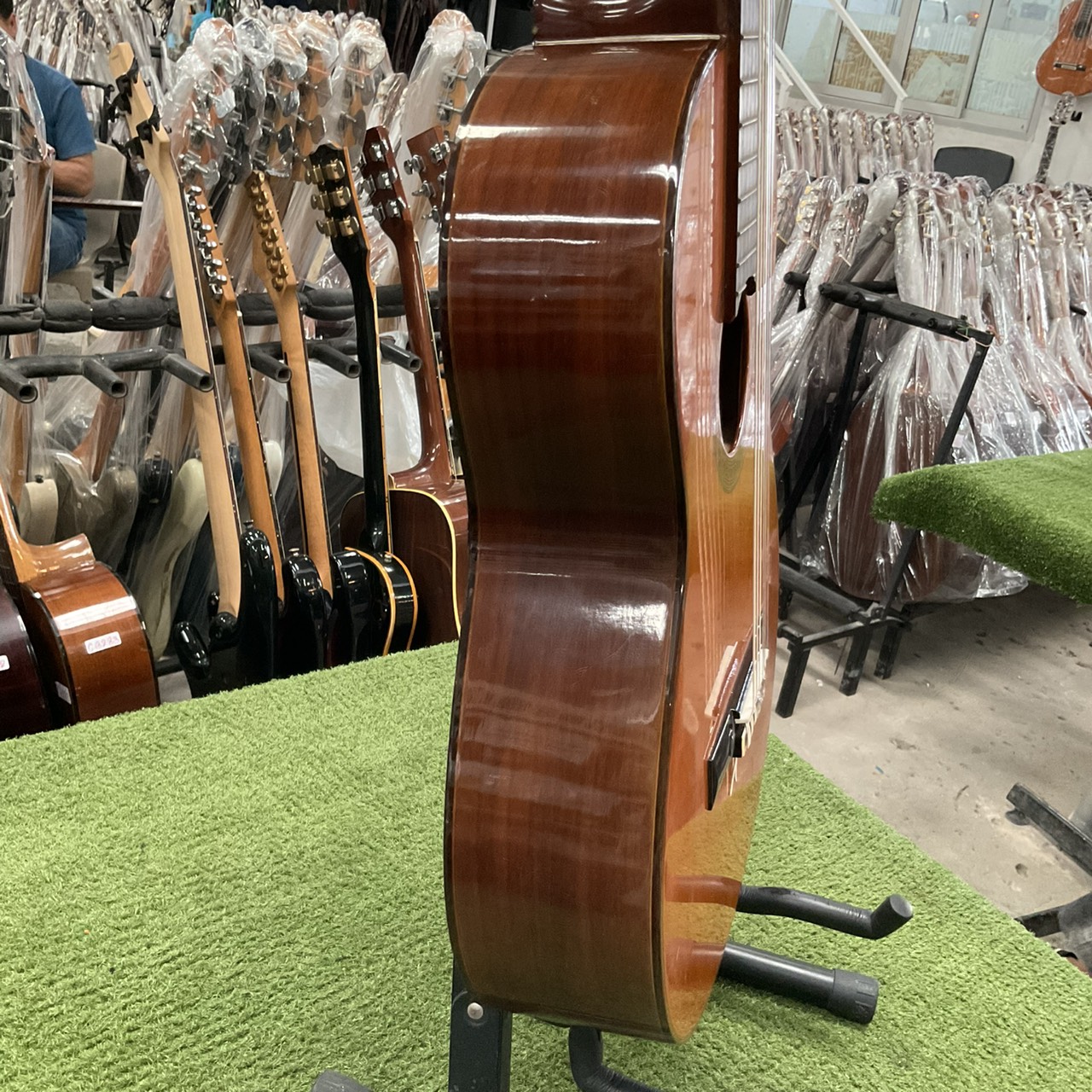 กีต้าร์คลาสสิค YAMAHA : C-320