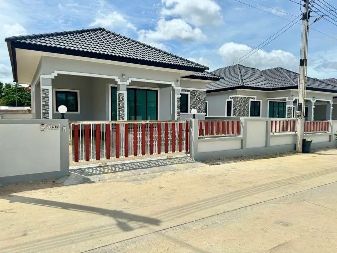 หลุดจอง บ้านเดี่ยวหลังใหญ่ พัทยา หนองปลาไหล ใกล้ครัวป้าบุญ 3 ห้องนอน 2 ห้องน้ำ 70 ตารางวา