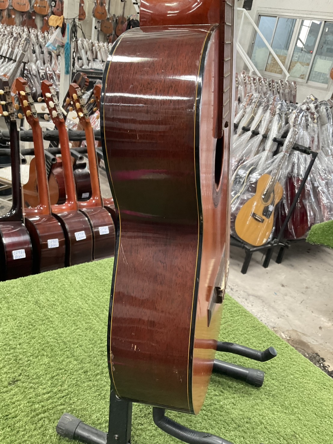 กีต้าร์คลาสสิค YAMAHA : G-85D