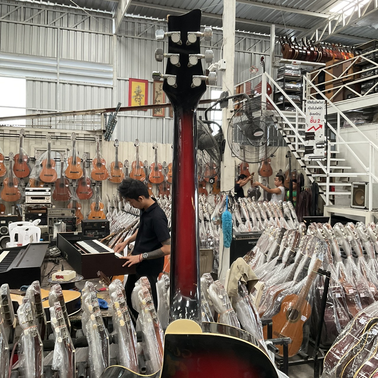 กีต้าร์โปร่งไฟฟ้า POS : AWE-500RBS