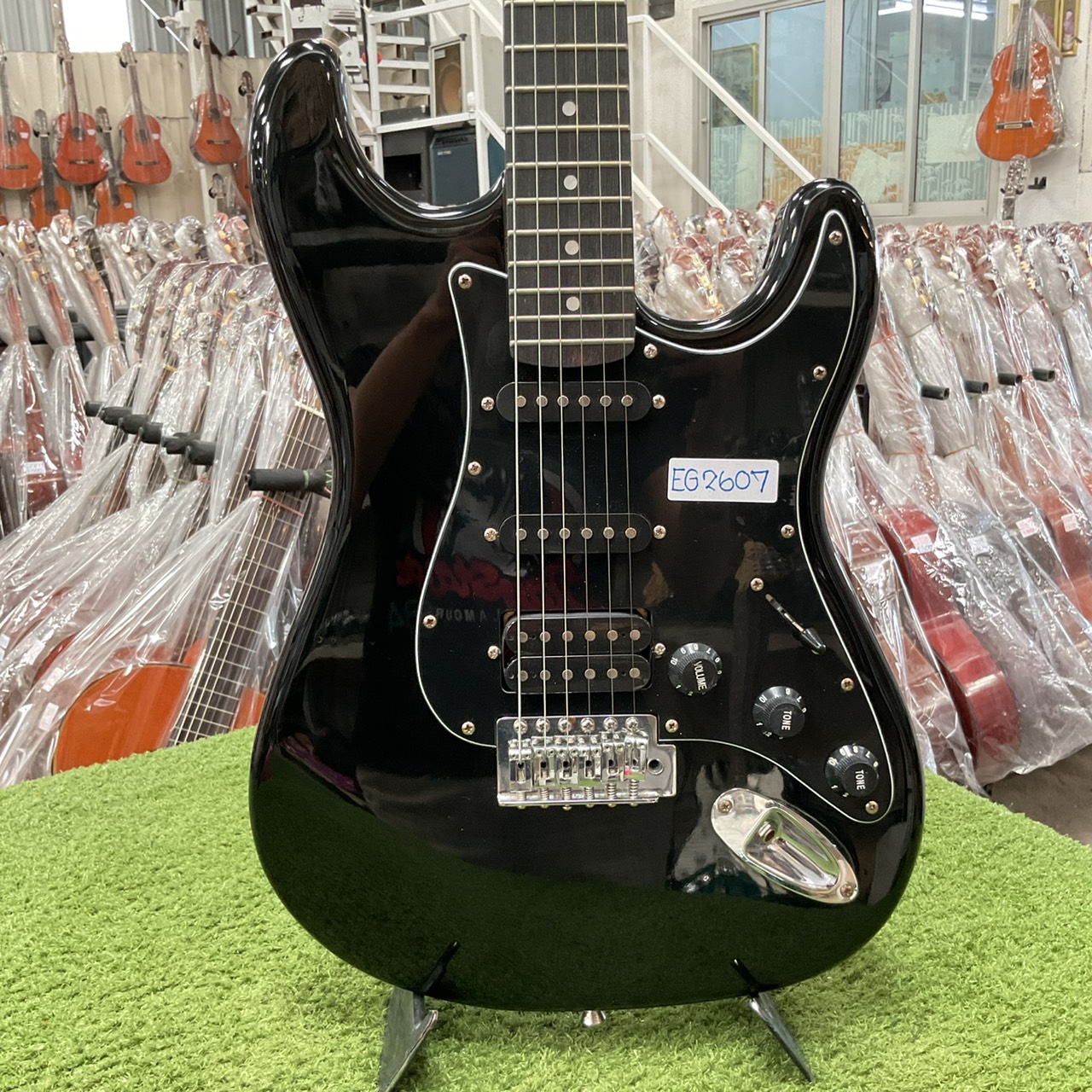 กีต้าร์ไฟฟ้า SELDER