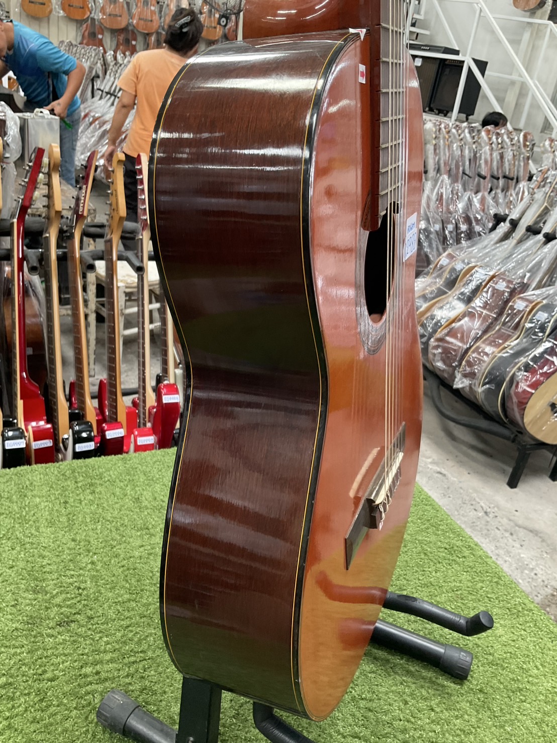 กีต้าร์คลาสสิค YAMAHA : G-70D