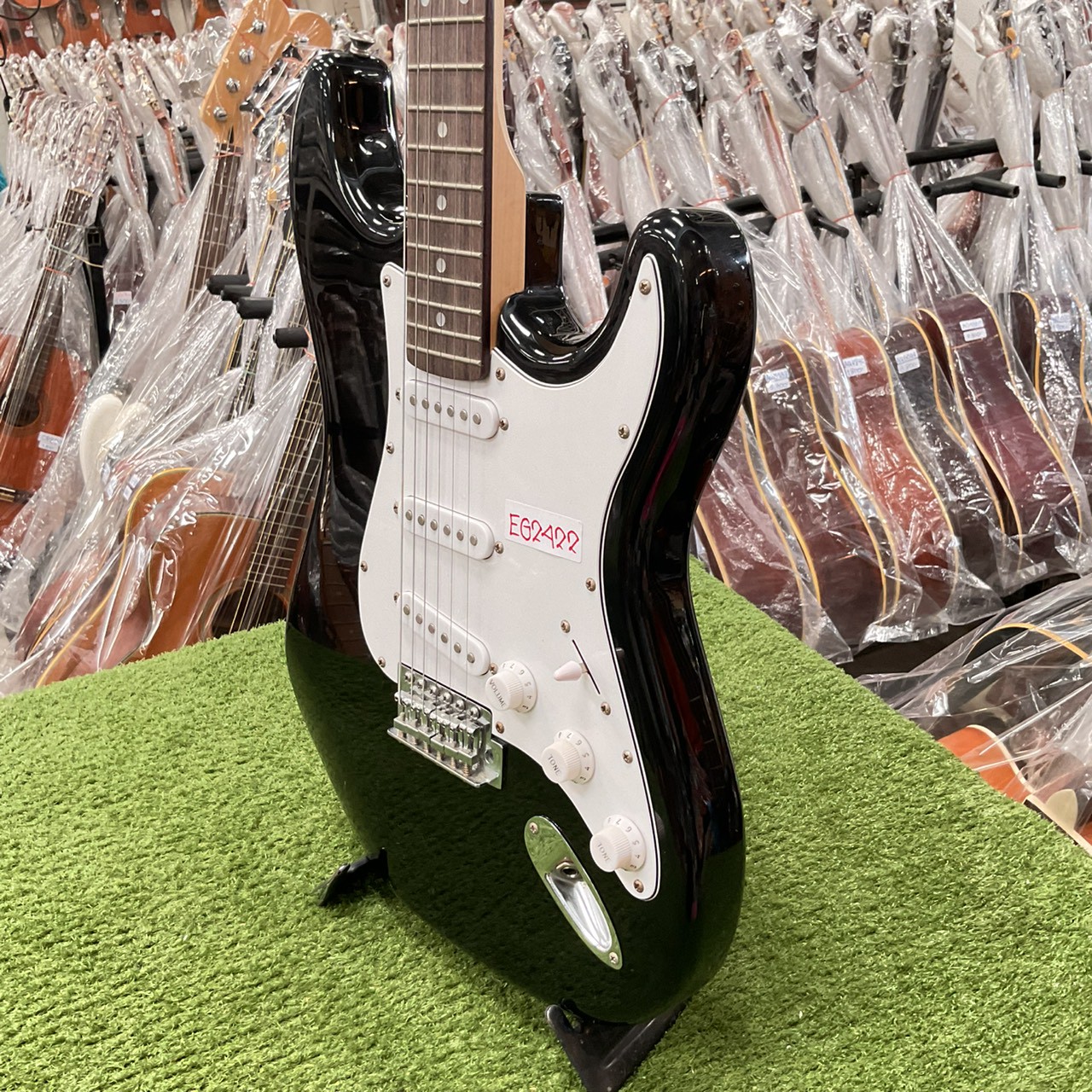 กีต้าร์ไฟฟ้า Legend