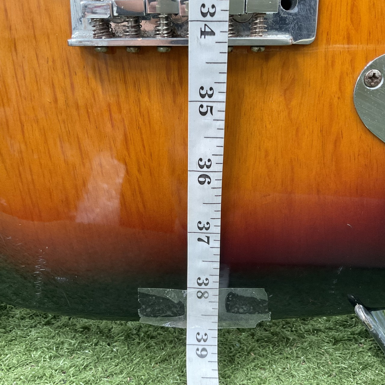 กีต้าร์ไฟฟ้า Legend