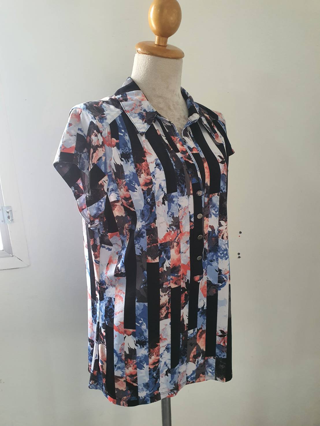 FF06087 เสื้อแฟชั่น มือสอง แบรนด์ ALFANI อก 42-45 นิ้ว