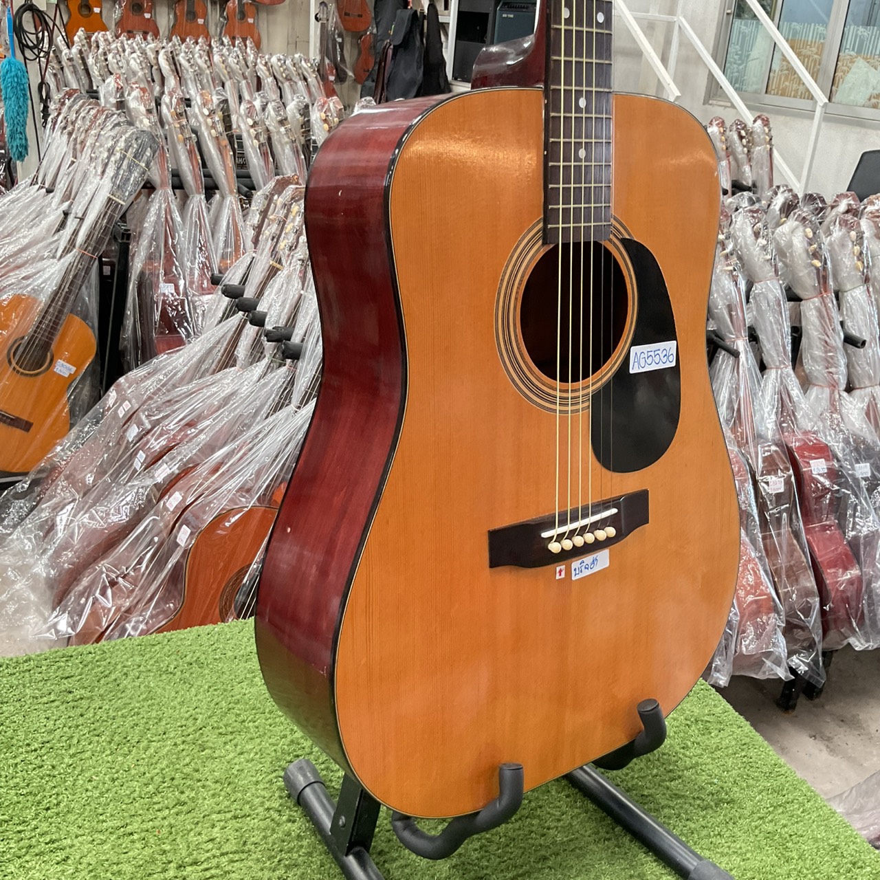 กีต้าร์โปร่ง 9nui : W130