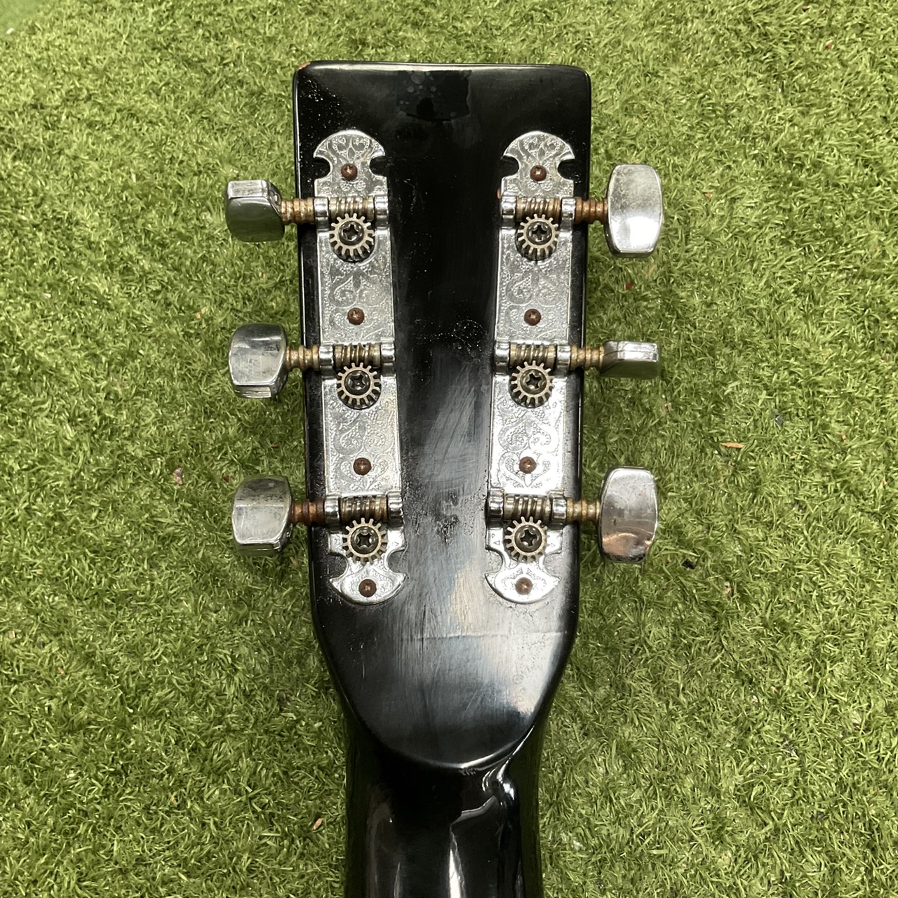 กีต้าร์โปร่ง Legend : LAW-20G/BK