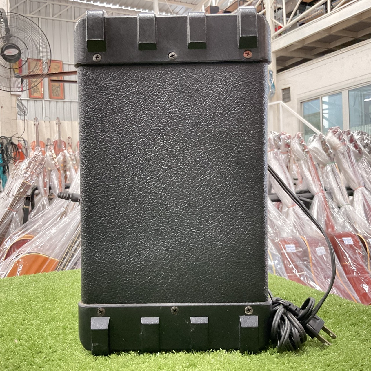 แอมป์กีต้าร์ Guyatone : MAX-20