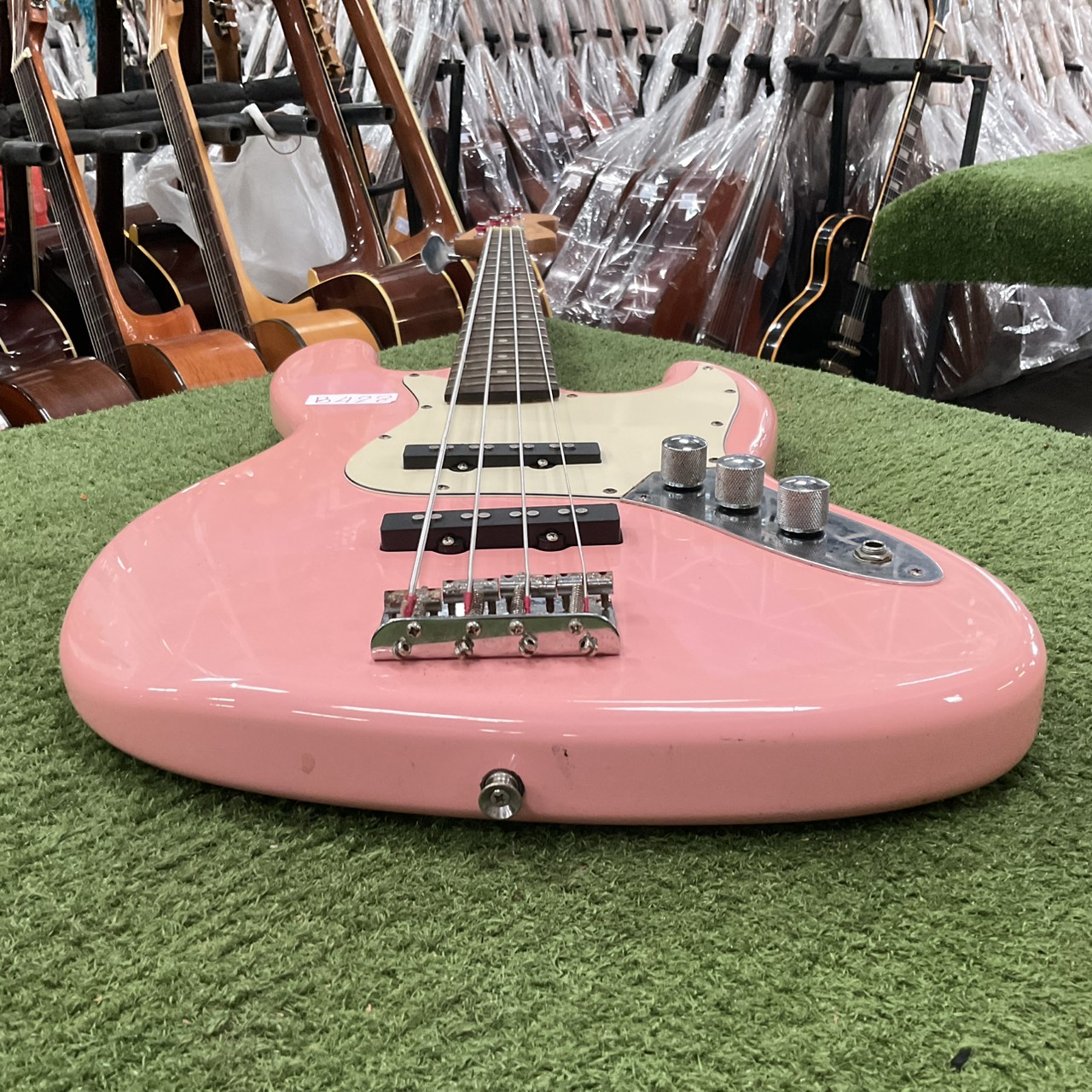 กีต้าร์เบส PhotoGenic