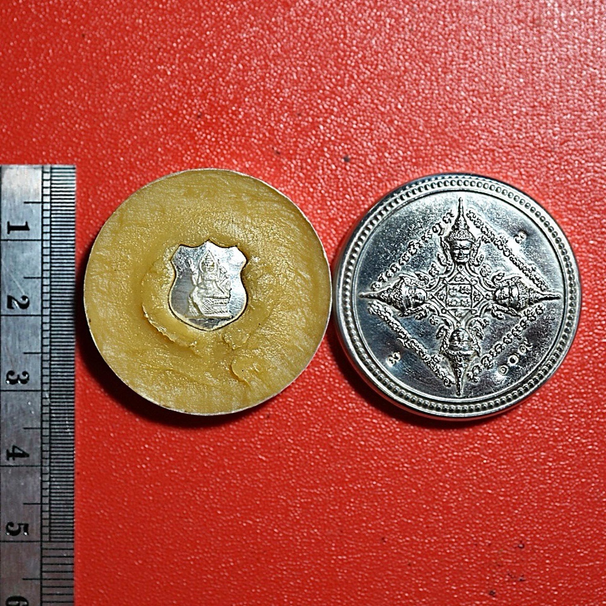 สีผึ้งจันทร์เพ็ญ (ตลับพรหมสี่หน้า,เนื้อเงิน) Full Moon Wax. (four-faced brahma case,silver material SKU-04014