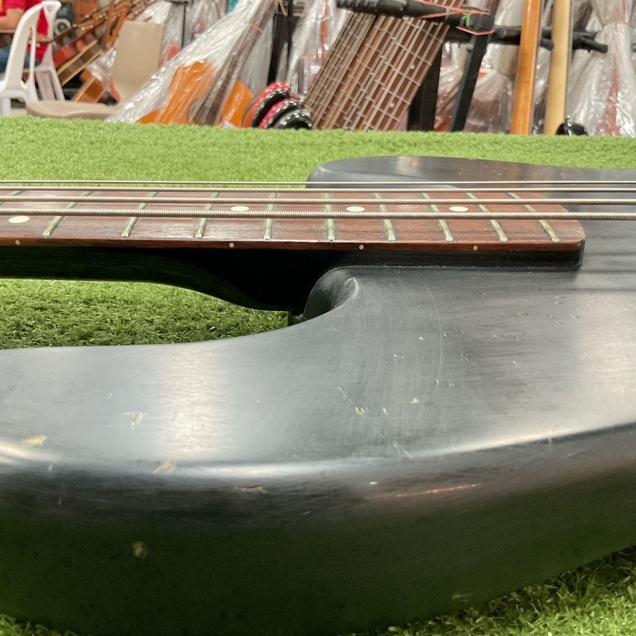 กีต้าร์เบส FERNANDES : LIMITED EDITION