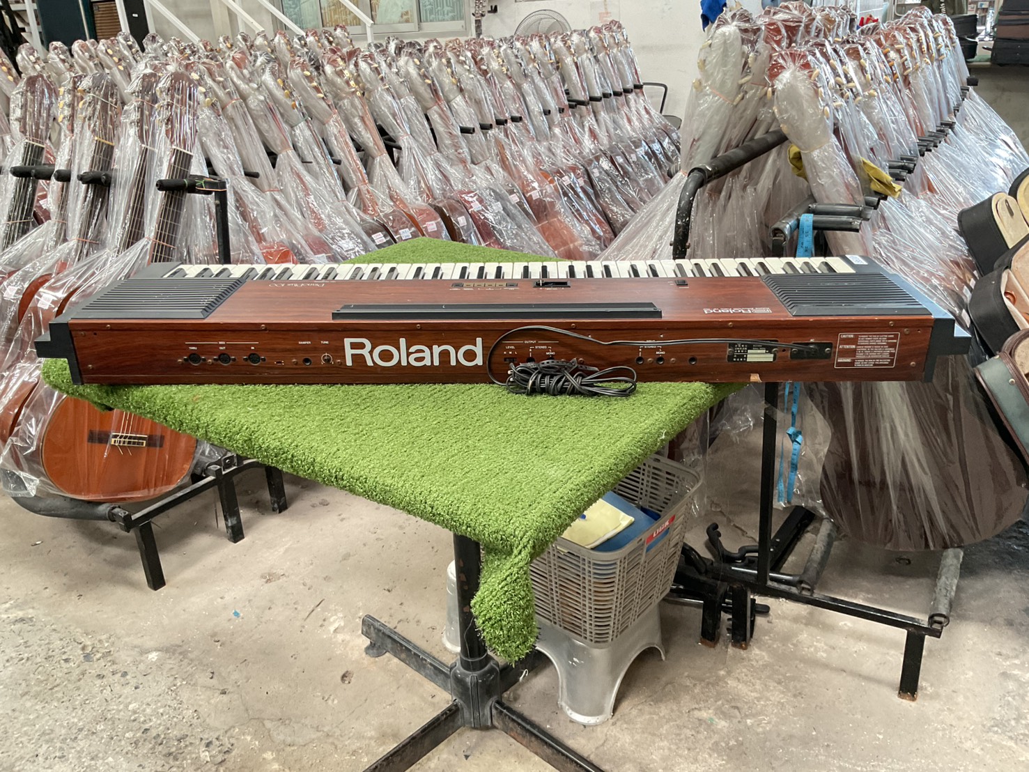 เปียโน Roland : HP-100