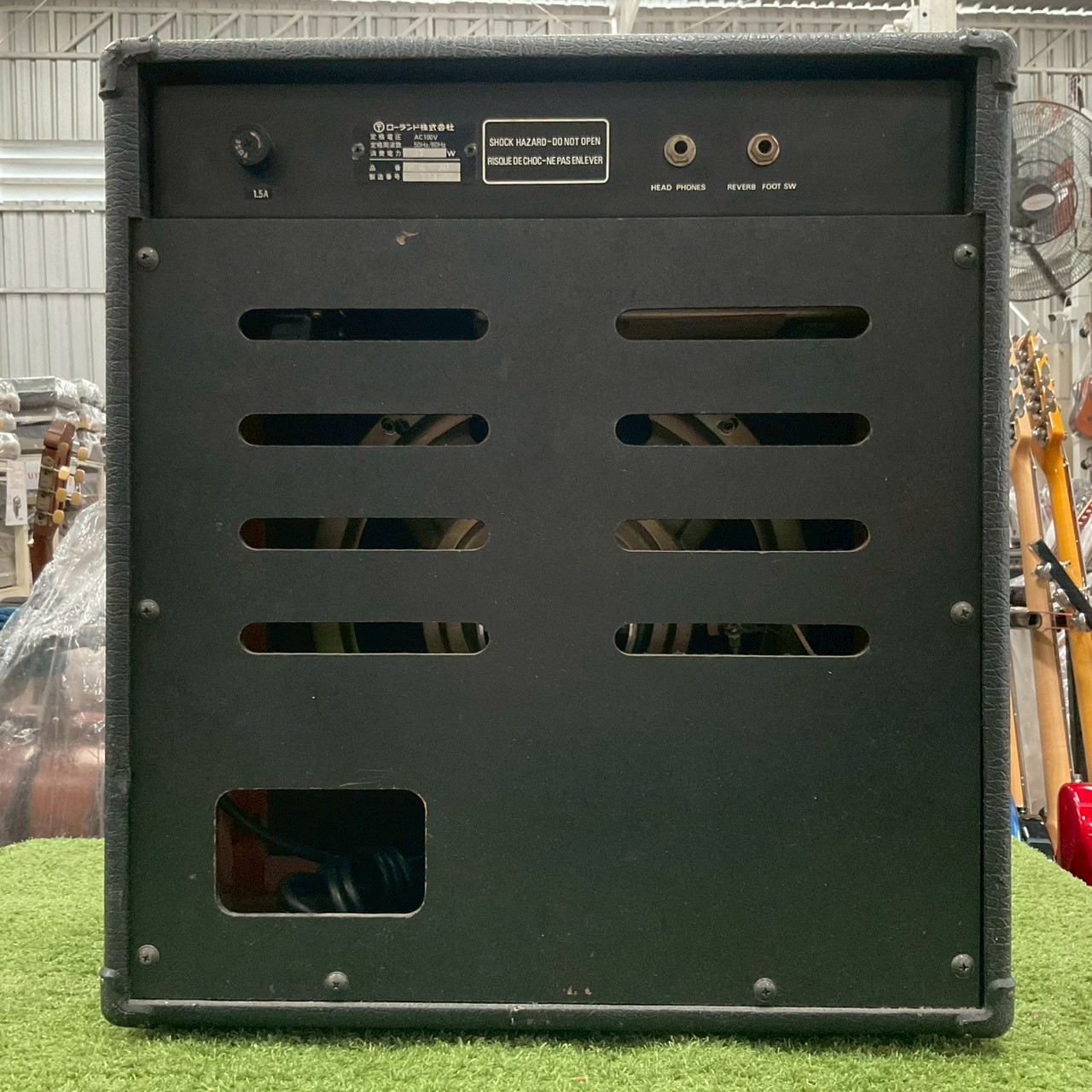 แอมป์กีต้าร์ Roland : GA-30