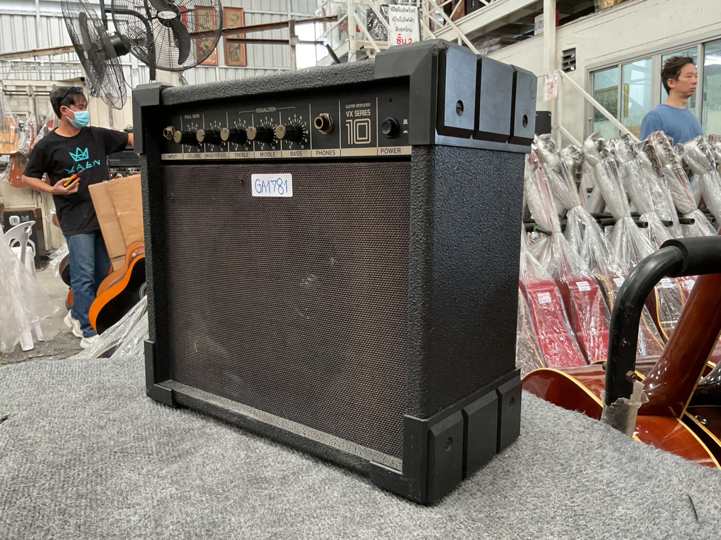 แอมป์กีต้าร์ YAMAHA : VX10