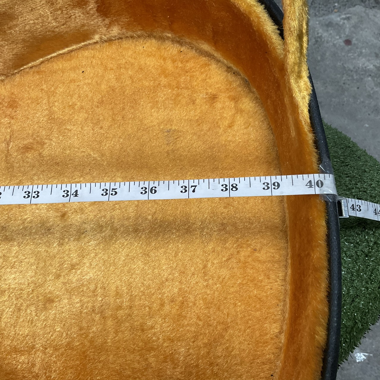 กล่องเคสกีต้าร์คลาสสิค