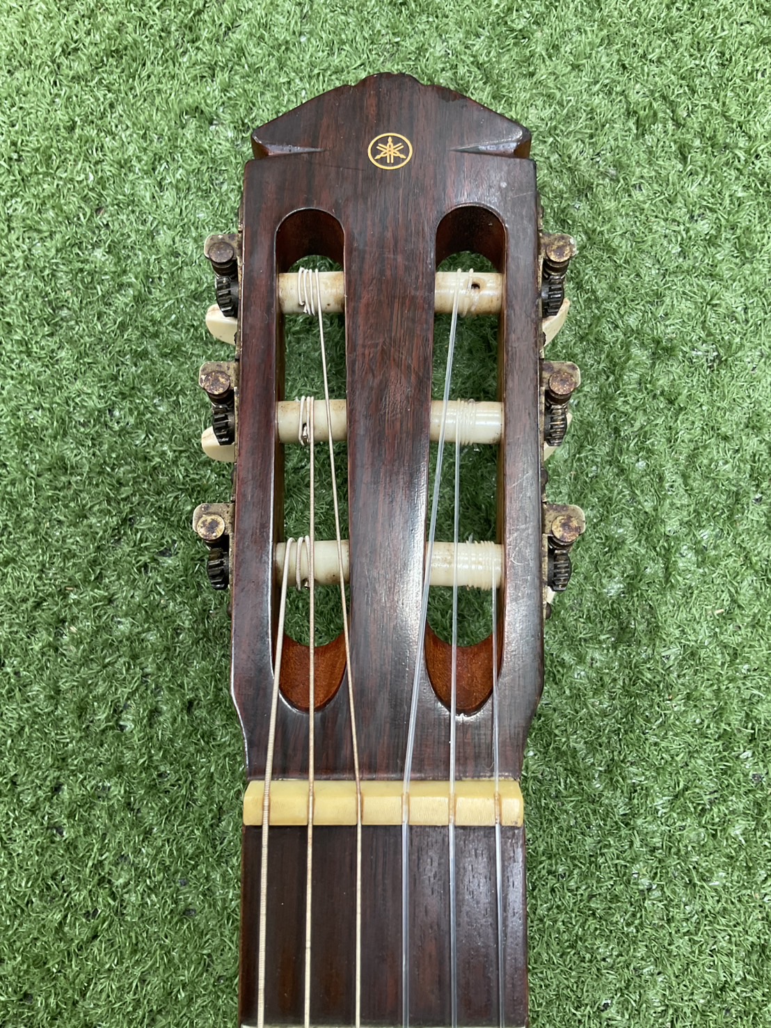 กีต้าร์คลาสสิค YAMAHA : G-70D