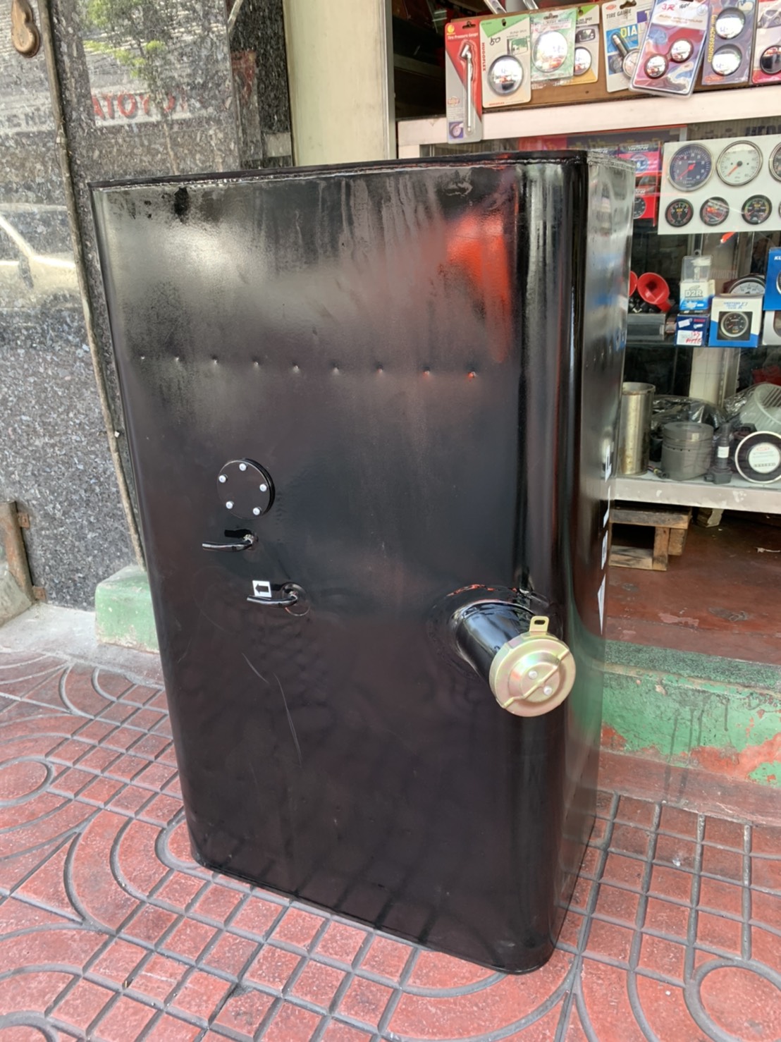 ถังน้ำมันรถบรรทุก 60 80 100 150 200 ลิตร