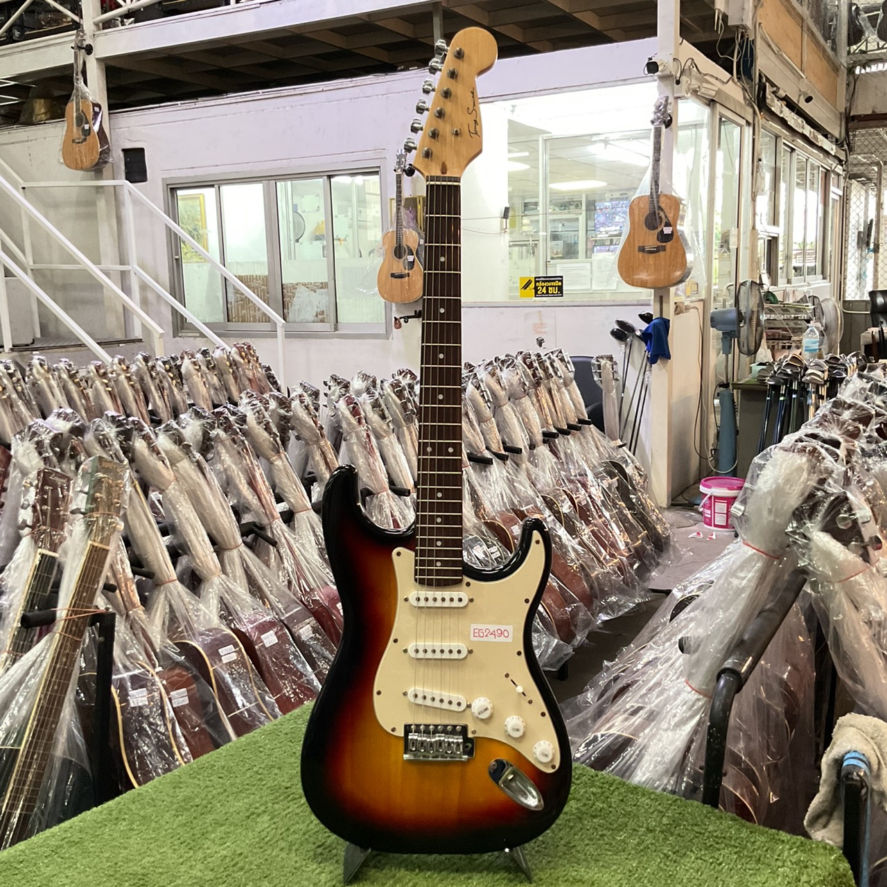 กีต้าร์ไฟฟ้า Tony Smith