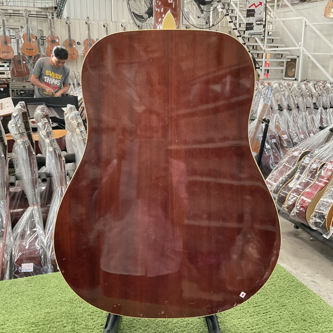 กีต้าร์โปร่ง Legend : WG-20 BS