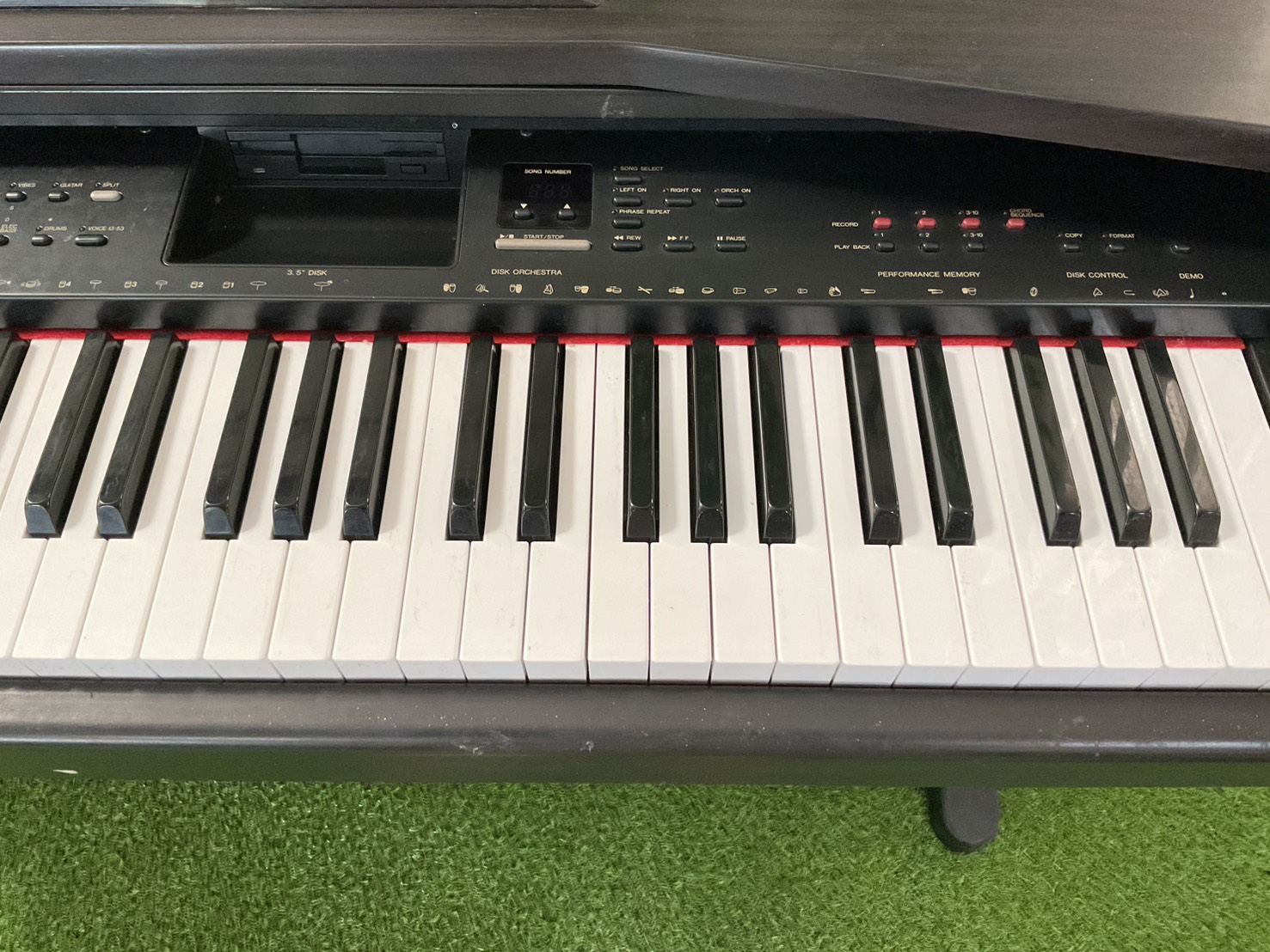 เปียโน YAMAHA : Clavinova CVP-55