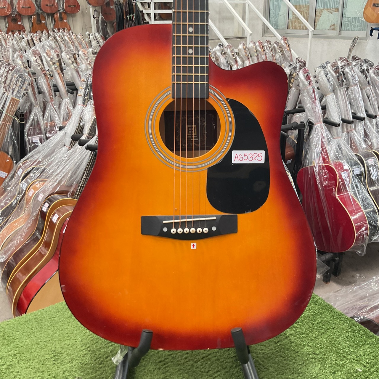 กีต้าร์โปร่ง ONE STEP