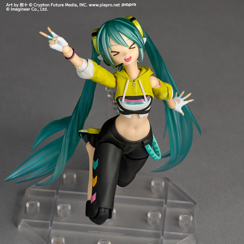 Revoltech Amazing Yamaguchi Hatsune Miku Fit Boxing Ver.(Pre-order)