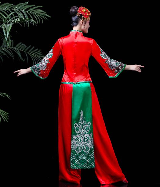 ชุดพัดฟ้อนรำสตรีจีน 古典舞蹈服装扇子舞套装女成人 Classical Chinese Female Fan Dance Costume