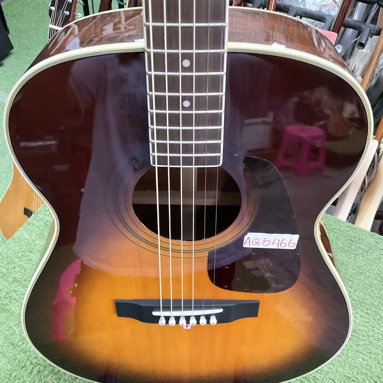 กีต้าร์โปร่ง MORRIS : MF-306TS