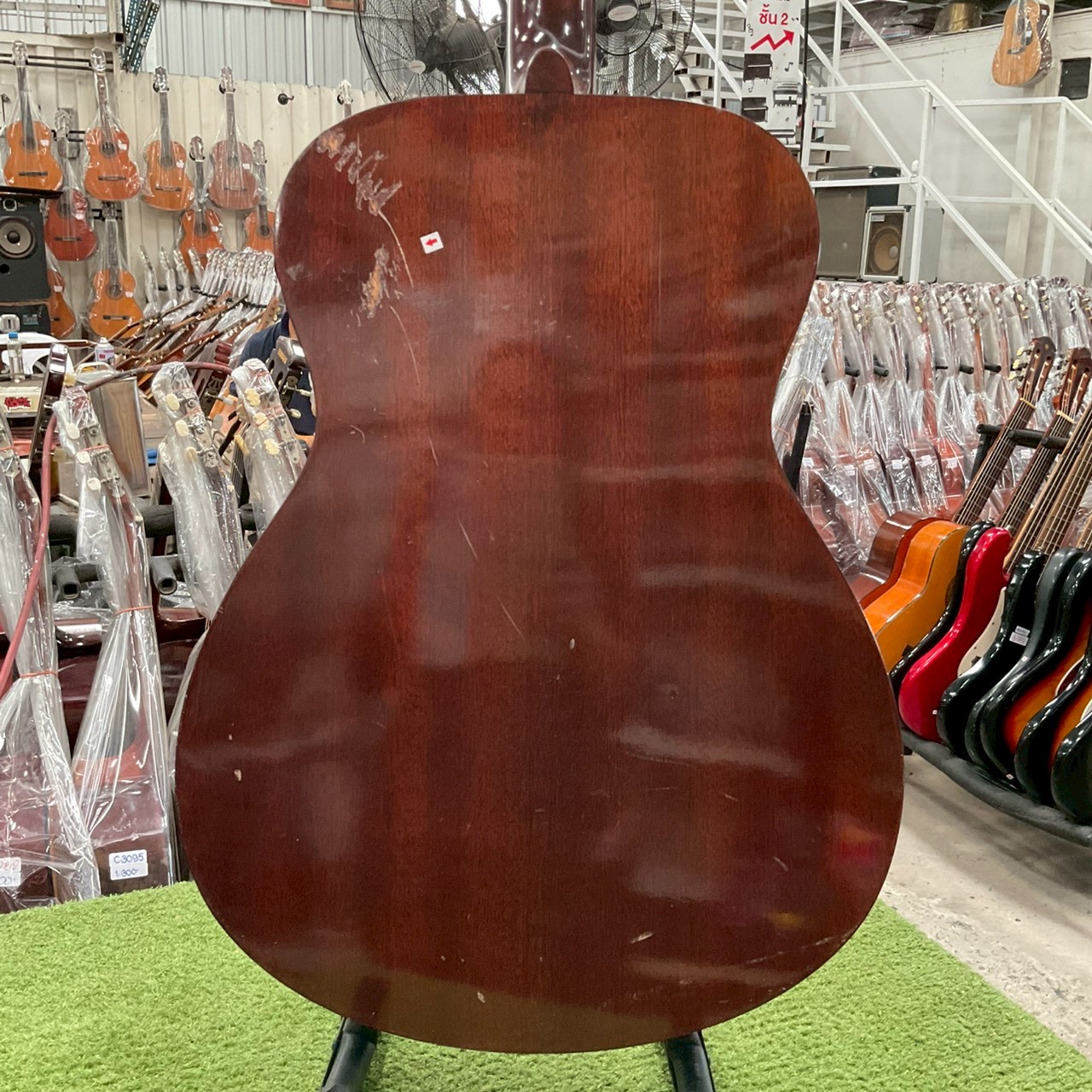 กีต้าร์โปร่ง YAMAHA : FG-130