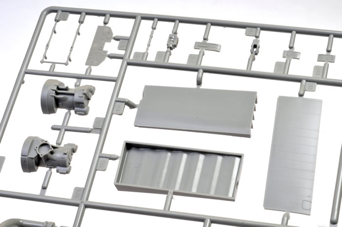 โมเดลเครื่องบินรบ Kinetic Model 1/24 KI-K3212 P-47D Thunderbolt Mk.1