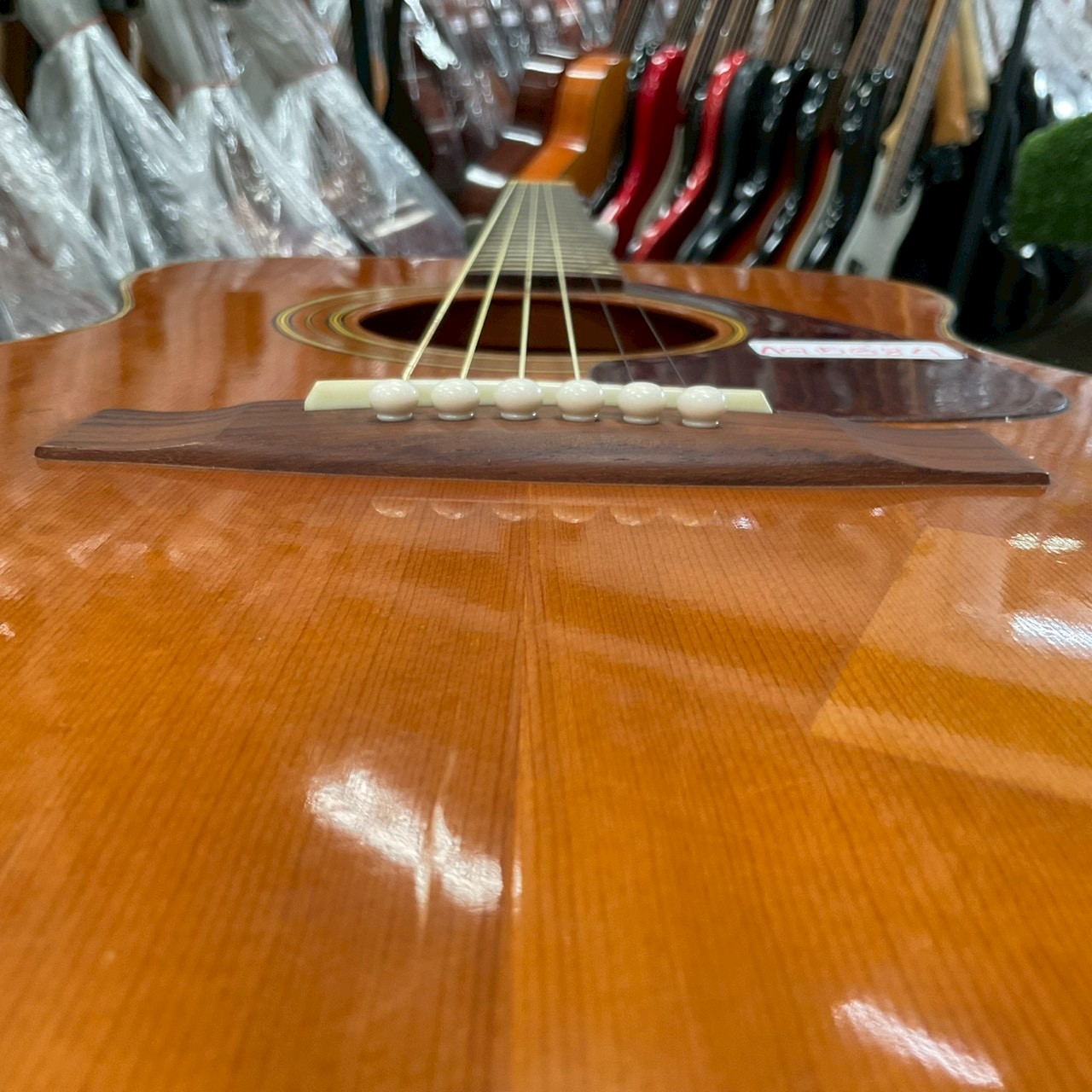 กีต้าร์โปร่ง YAMAHA : FG-130