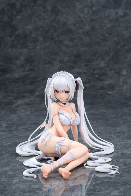 White Haired Luna-chan Illustrated by Kasu Komeshiro 1/6 Complete Figure(Pre-order)