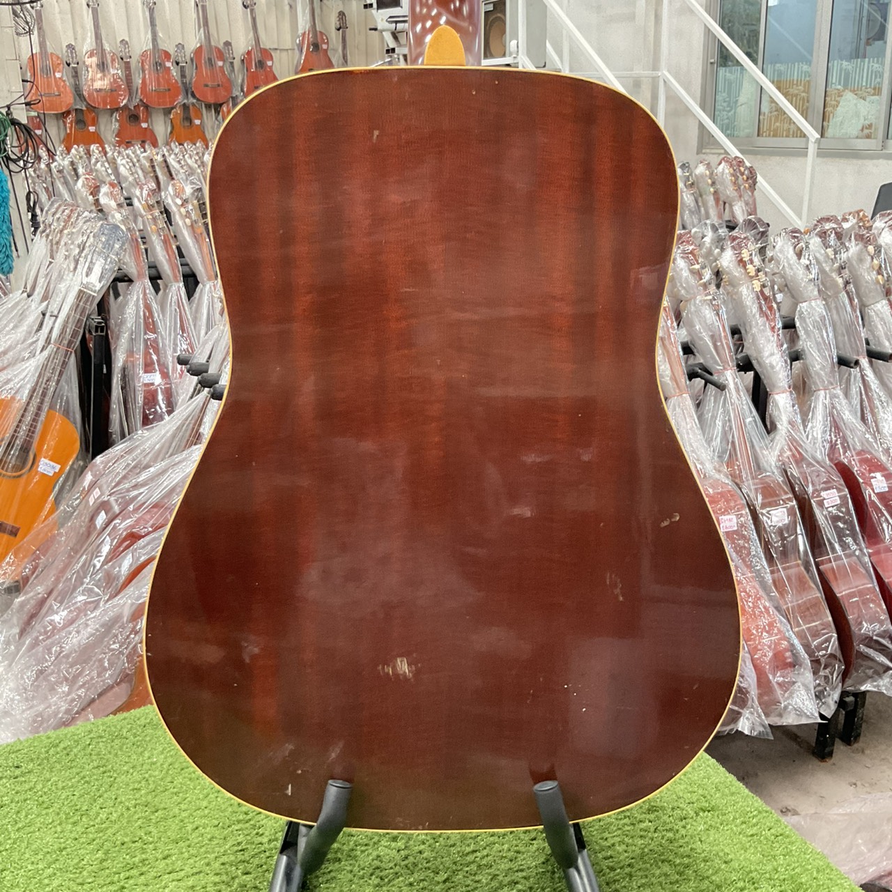 กีต้าร์โปร่ง YAMAHA : FG-200D