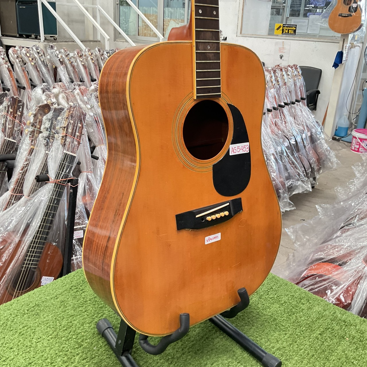 กีต้าร์โปร่ง Yamaki : No.120