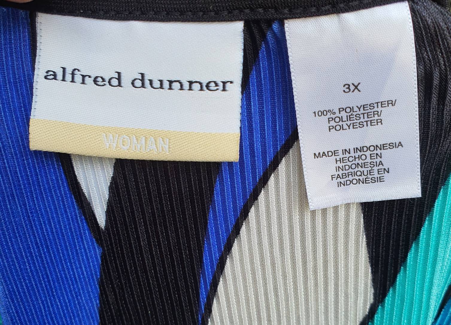 FF04392 เสื้อผ้ามือสอง อัดพลีท เขียวฟ้า แบรนด์ alfred dunner อก 52-60 นิ้ว