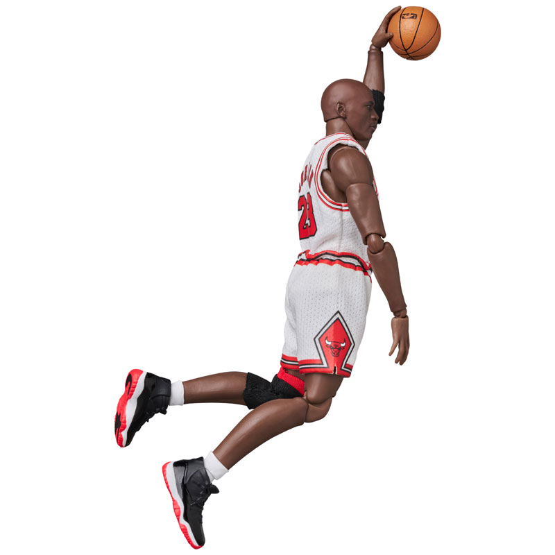 MAFEX No.255 MAFEX Michael Jordan (Chicago Bulls HOME)(Pre-order)