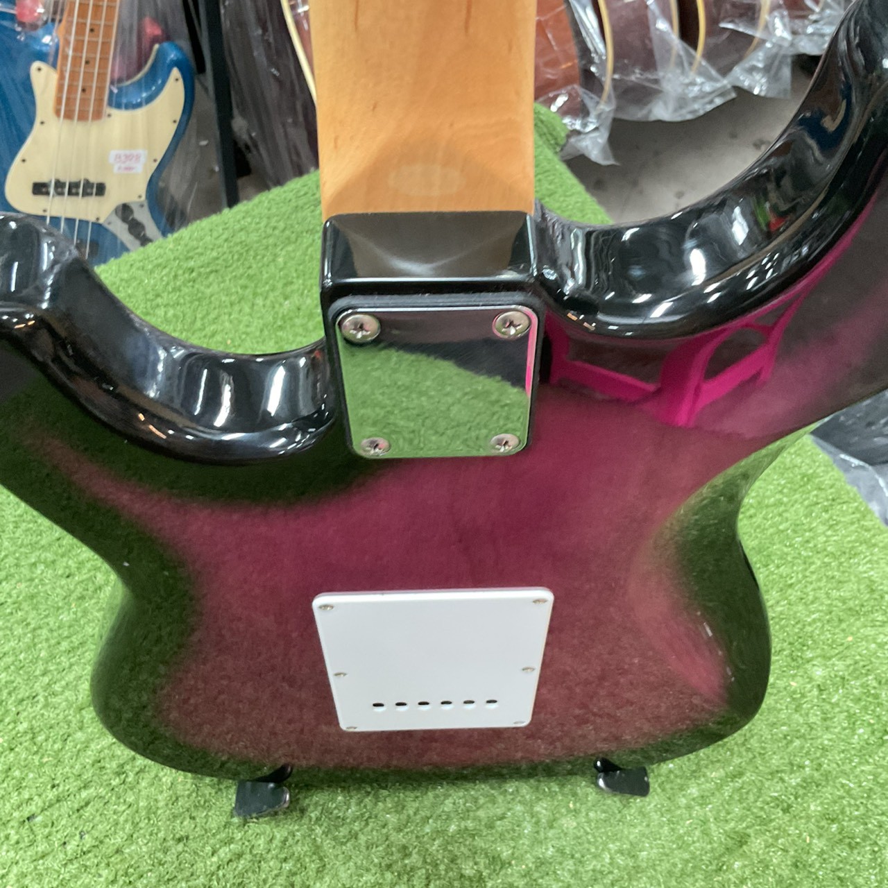 กีต้าร์ไฟฟ้า SELDER