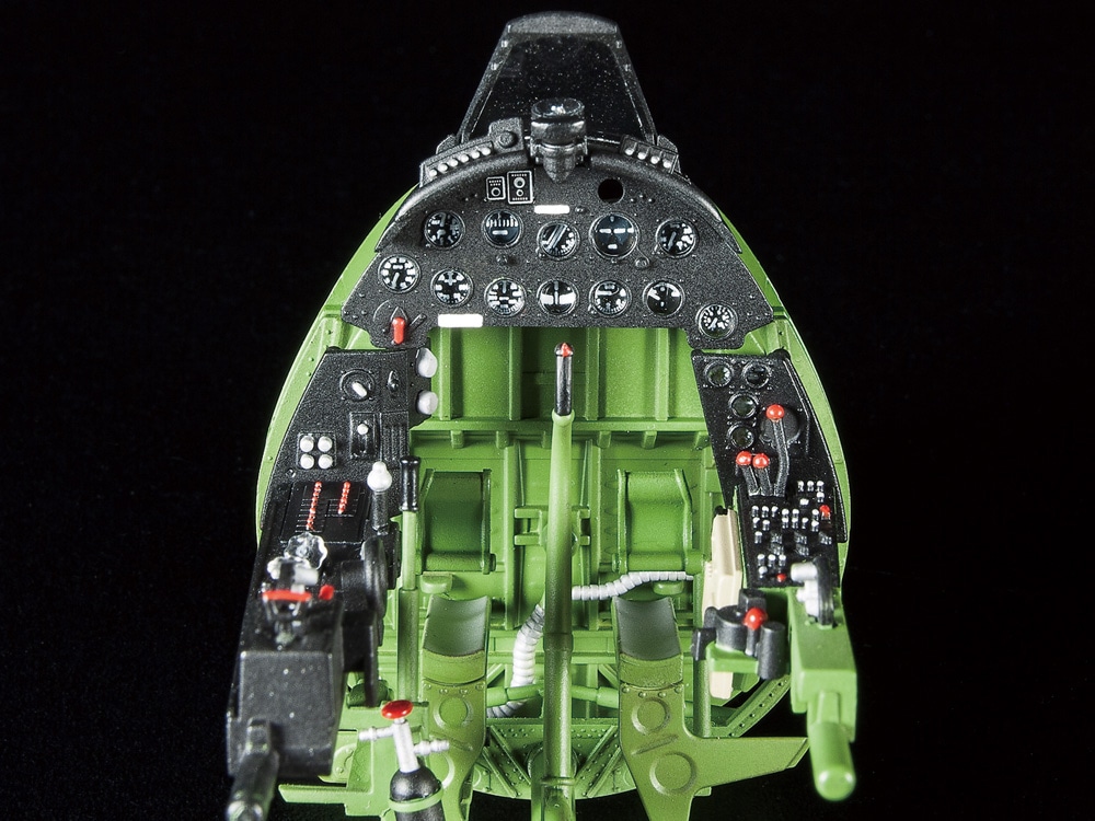 โมเดลเครื่องบิน Tamiya ขนาด 1/32 TA60327 Vought F4U-1D Corsair