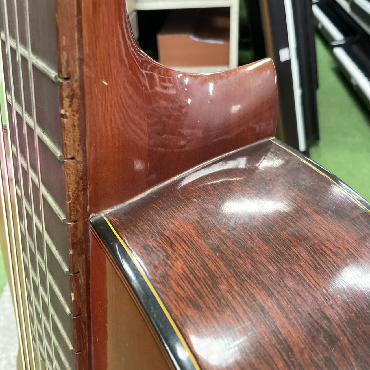 กีต้าร์คลาสสิค YAMAHA : G-70D