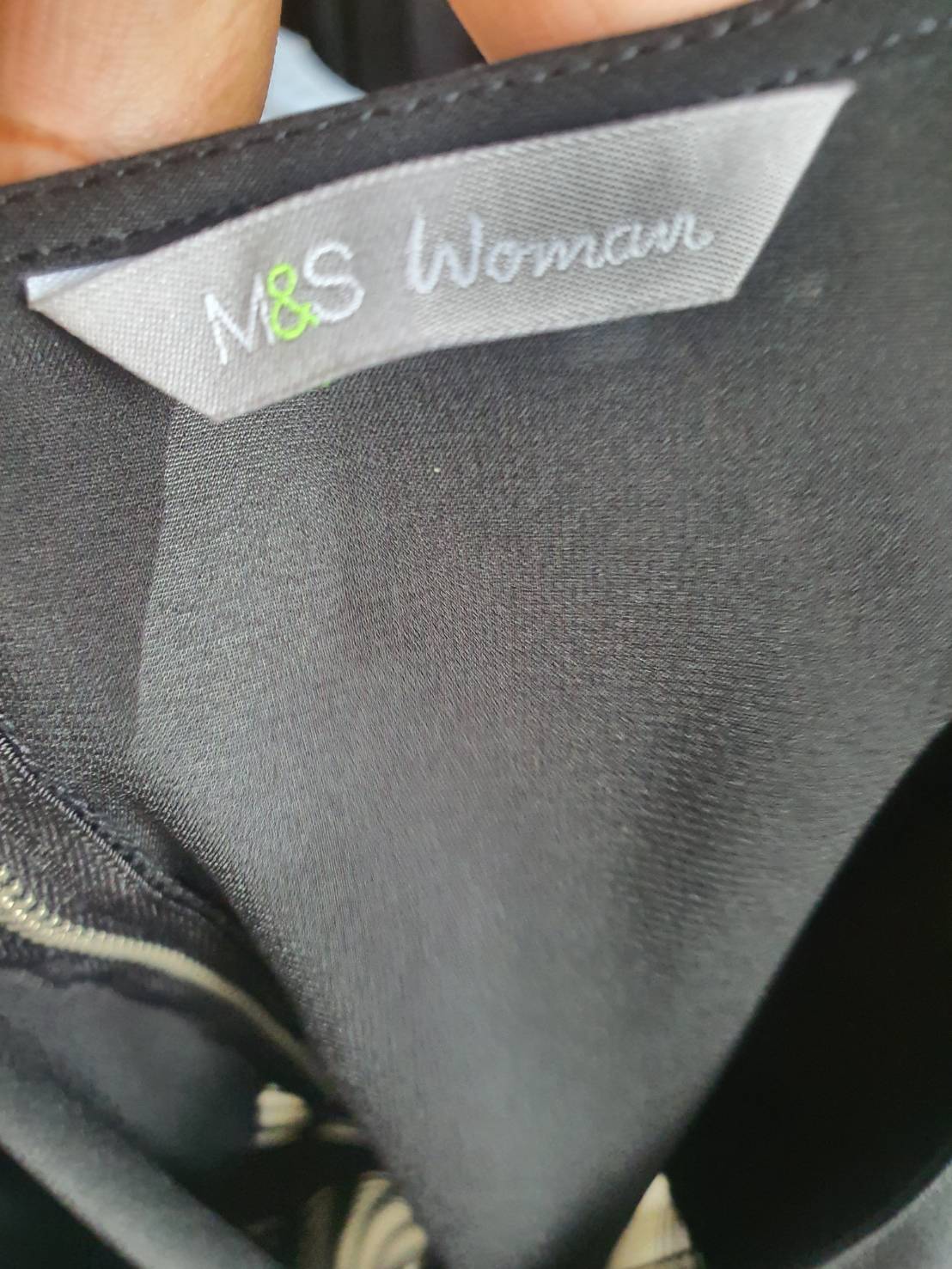 FF06205 เสื้อแฟชั่นชีฟอง มือสอง สีดำลาย แบรนด์ M&S WOMAN อก 38 นิ้ว
