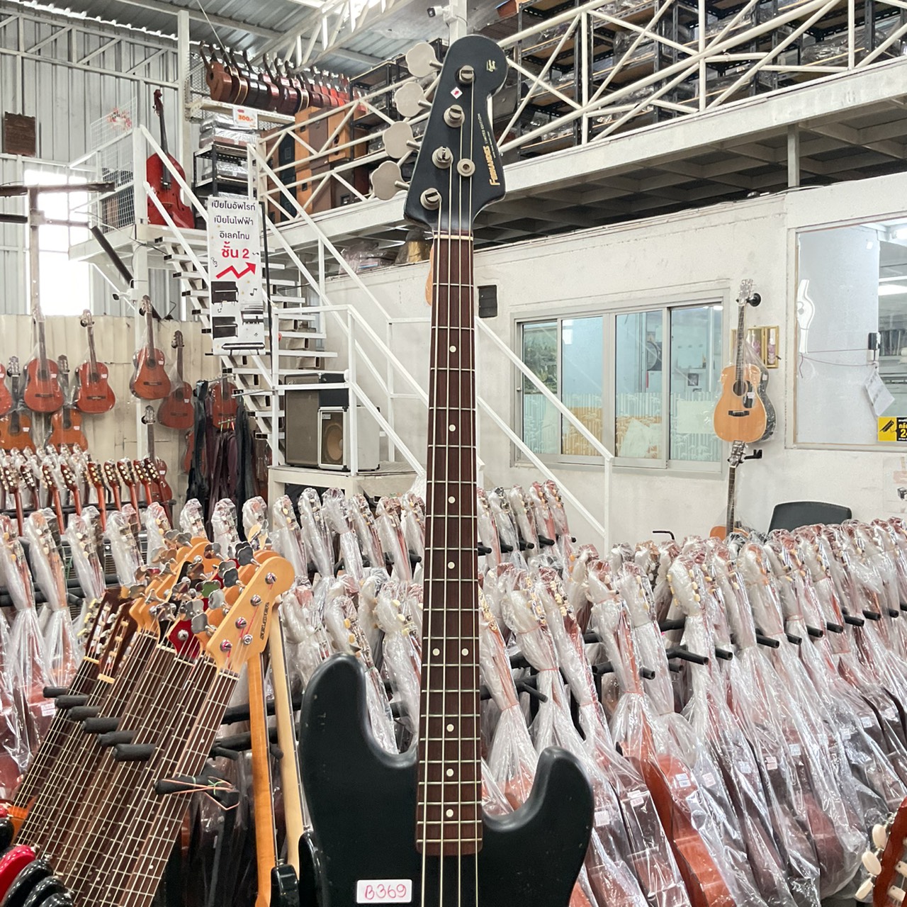 กีต้าร์เบส FERNANDES : LIMITED EDITION