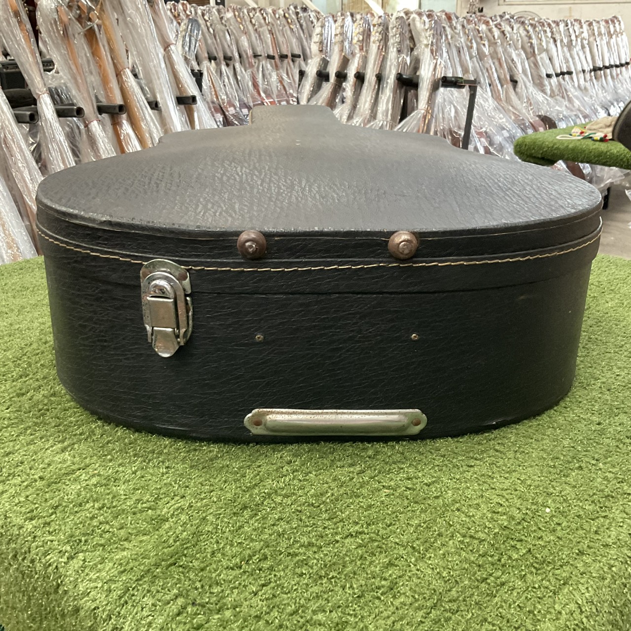 กล่องเคสกีต้าร์โปร่ง