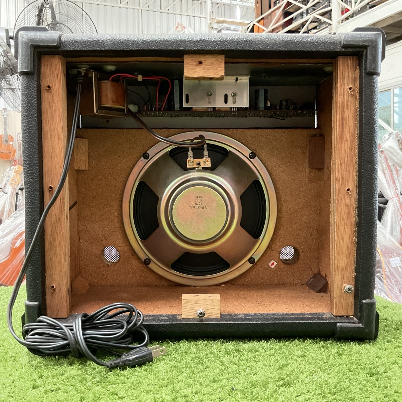 แอมป์กีต้าร์ Guyatone : MAX-20